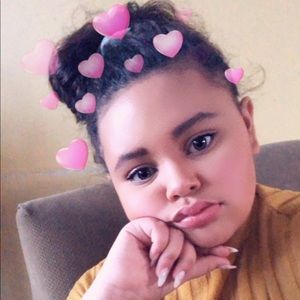 Meet your Posher, Lexi